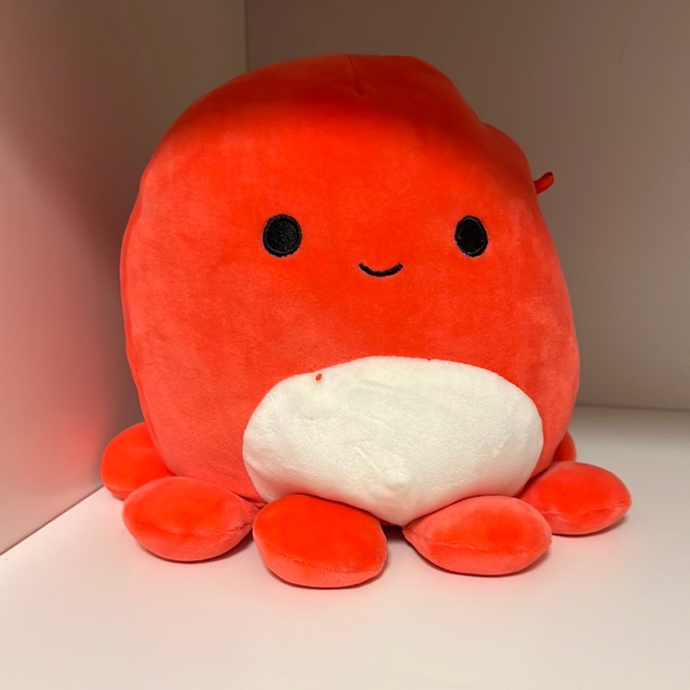 squish mallow octopus red